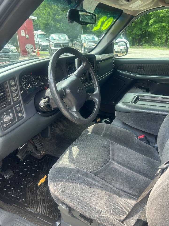 Used 2002 Chevrolet Avalanche 4x4 w/ Off-Road Suspension Pkg image 11