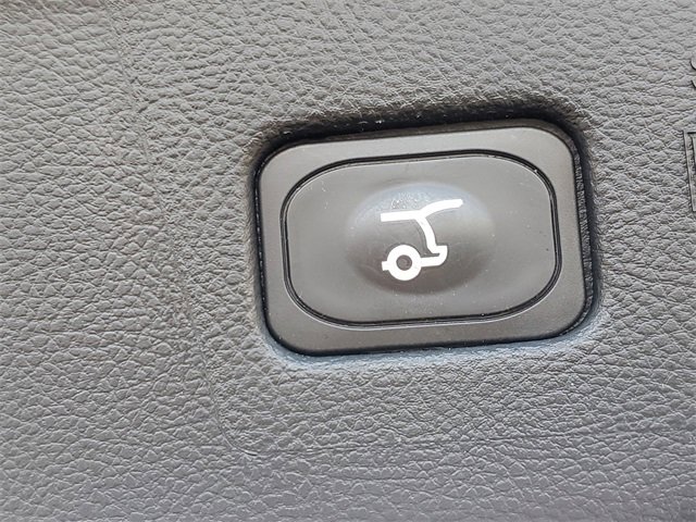 Certified 2024 Ford Edge SEL w/ Convenience Package image 30