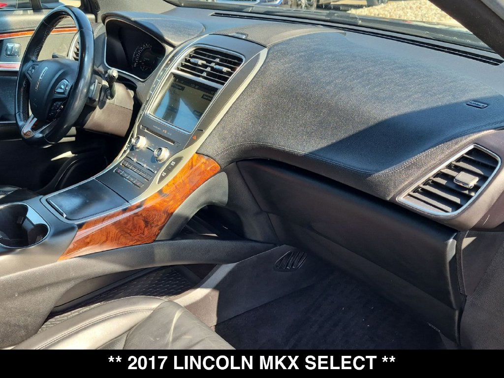 Used 2017 Lincoln MKX Select w/ Select Plus Package FWD image 33