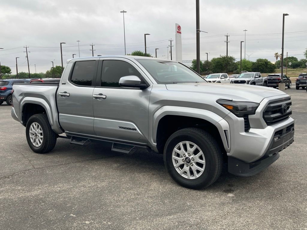 Certified 2025 Toyota Tacoma SR5 image 2