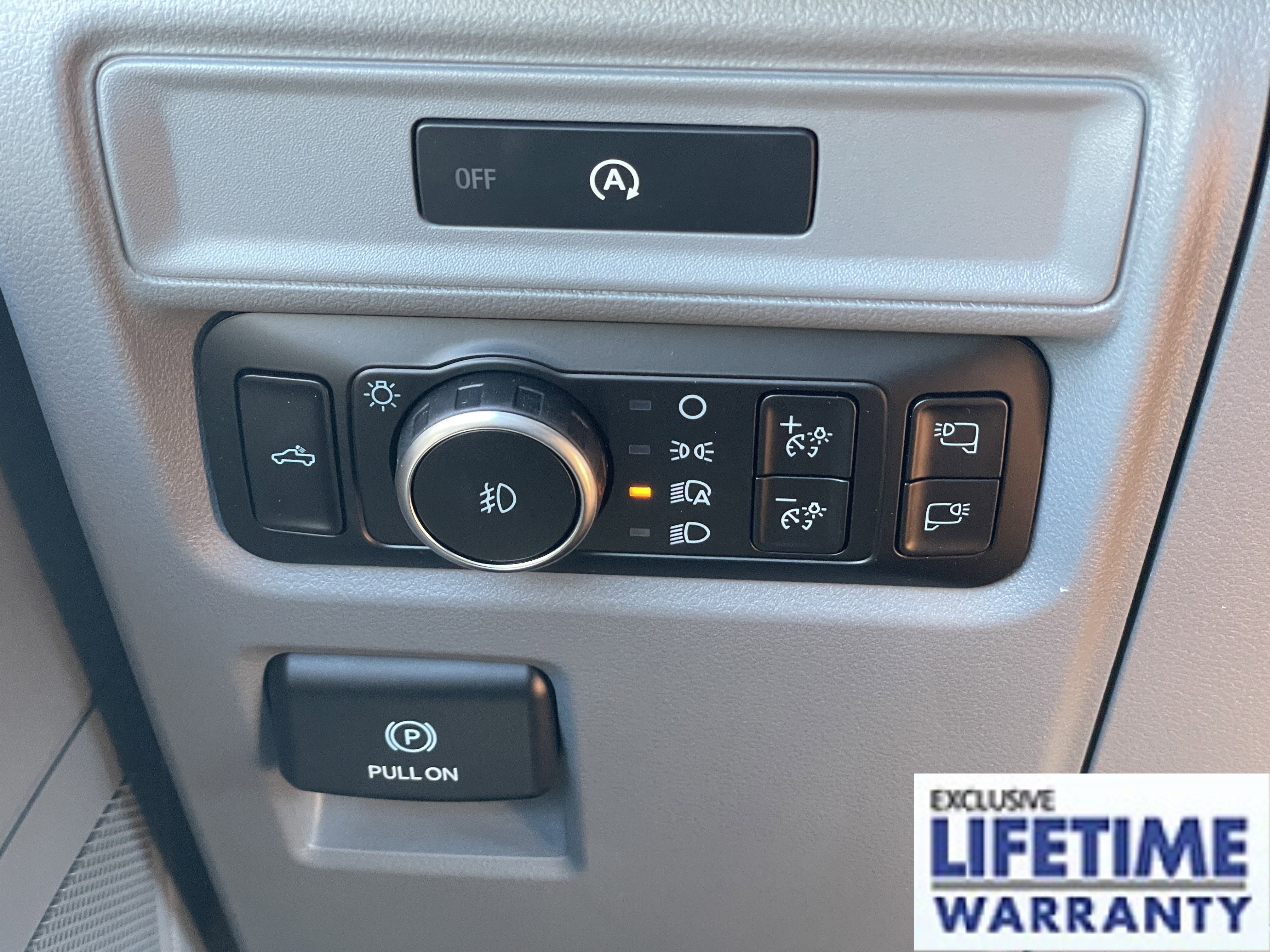 New 2025 Ford F150 XLT w/ Equipment Group 302A MID image 23