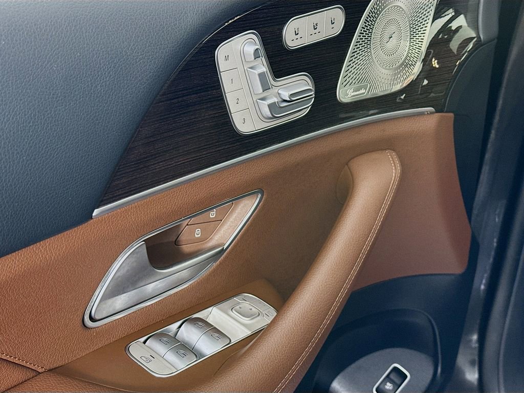 Used 2024 Mercedes-Benz GLE 350 4MATIC image 18