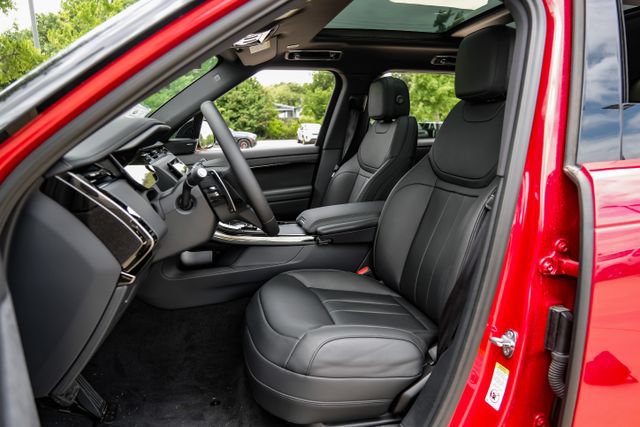 Used 2025 Land Rover Range Rover Sport AWD/4WD image 41