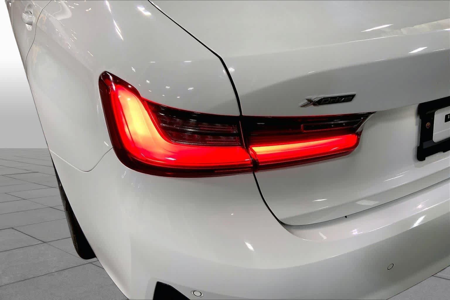 Used 2020 BMW 330i xDrive Sedan w/ Convenience Package AWD/4WD image 29