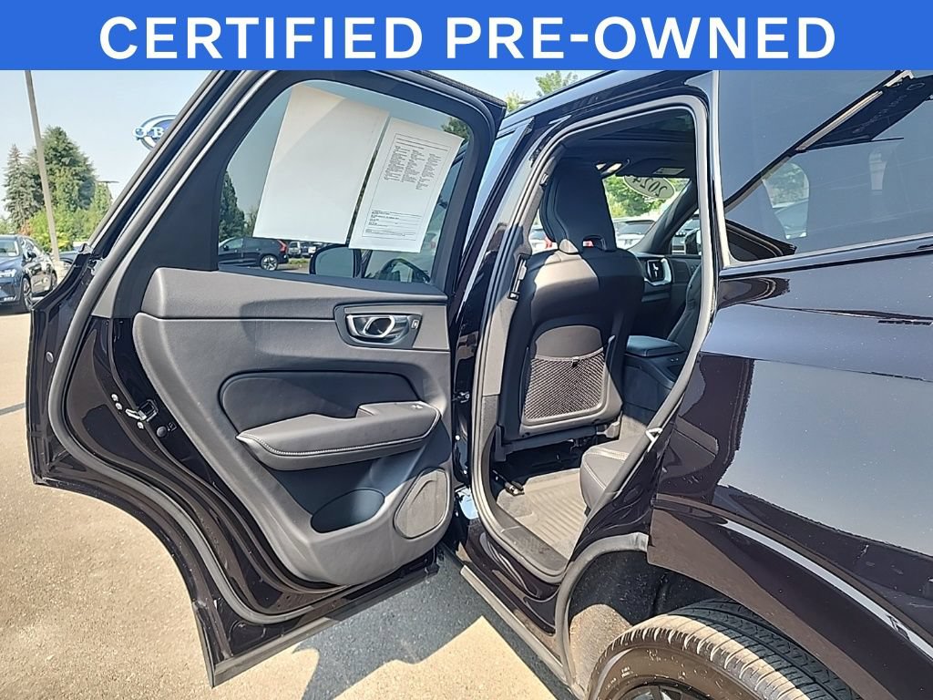 Certified 2024 Volvo XC60 T8 Ultimate w/ Protection Package Premier AWD/4WD image 15