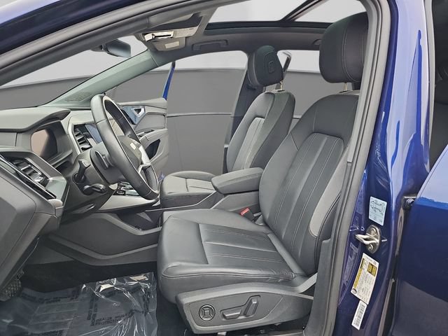 Used 2023 Audi Q4 e-tron Premium Plus w/ Premium Plus AWD/4WD image 10