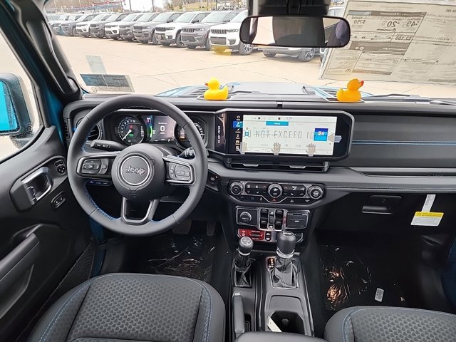Used 2024 Jeep Wrangler Rubicon w/ Convenience Group image 30