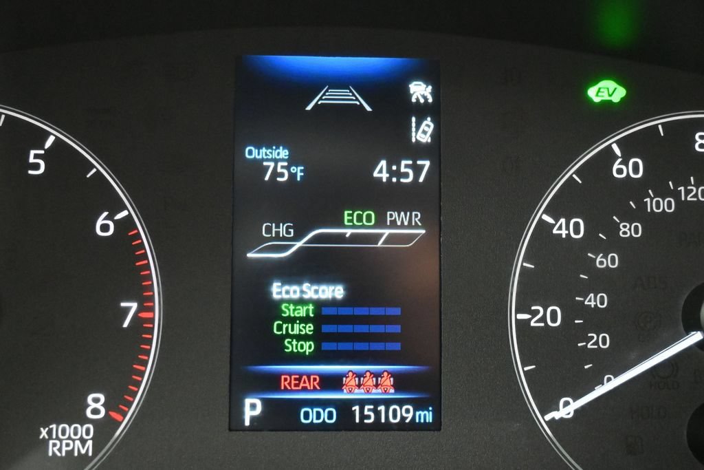 Used 2024 Toyota Corolla Cross AWD Hybrid w/ Moonroof Package image 16