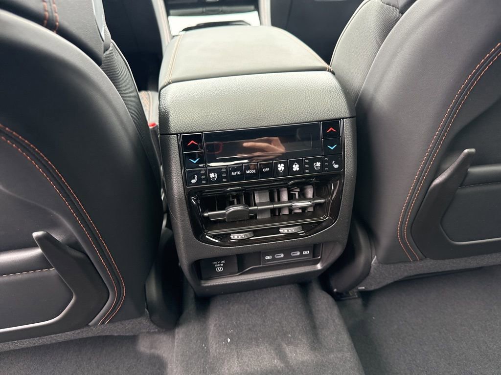 New 2026 Jeep Grand Cherokee L Summit AWD/4WD image 26