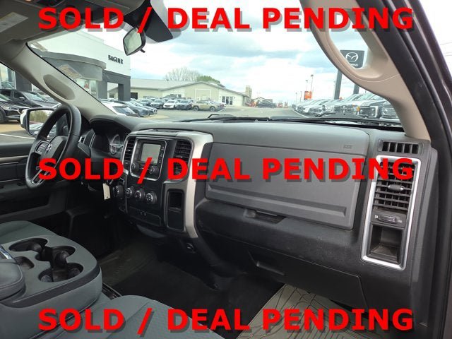 Used 2017 RAM 1500 Classic SLT AWD/4WD image 13