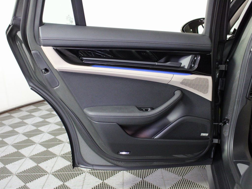 Certified 2026 Porsche Panamera 4 image 32