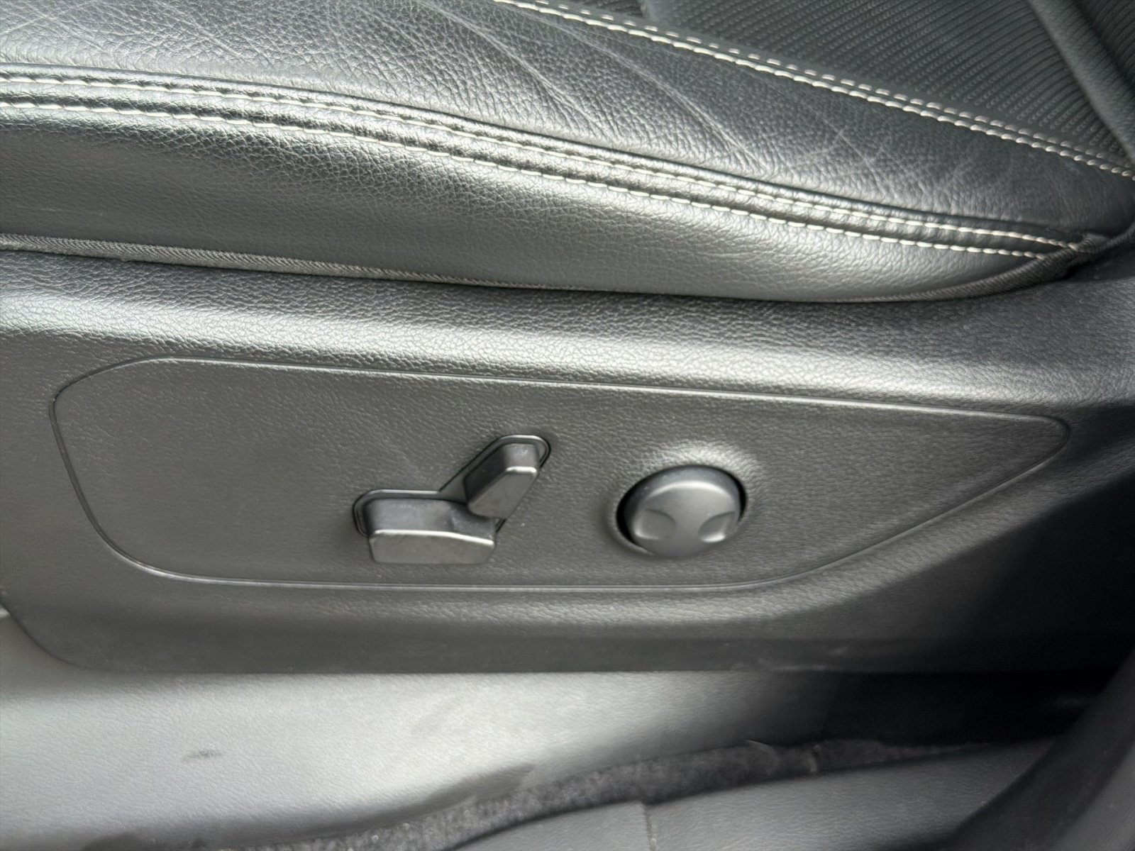 Used 2025 RAM 1500 Rebel w/ Rebel Level 2 Equipment Group AWD/4WD image 14