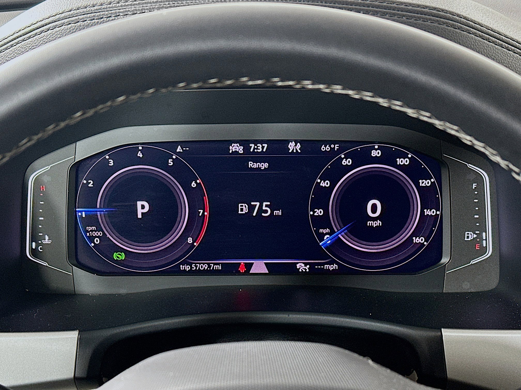 Certified 2022 Volkswagen Atlas SE image 12