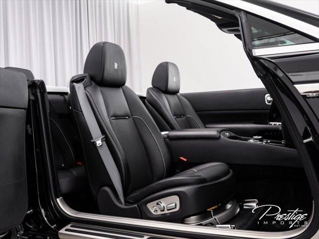 Used 2018 Rolls-Royce Dawn RWD image 44