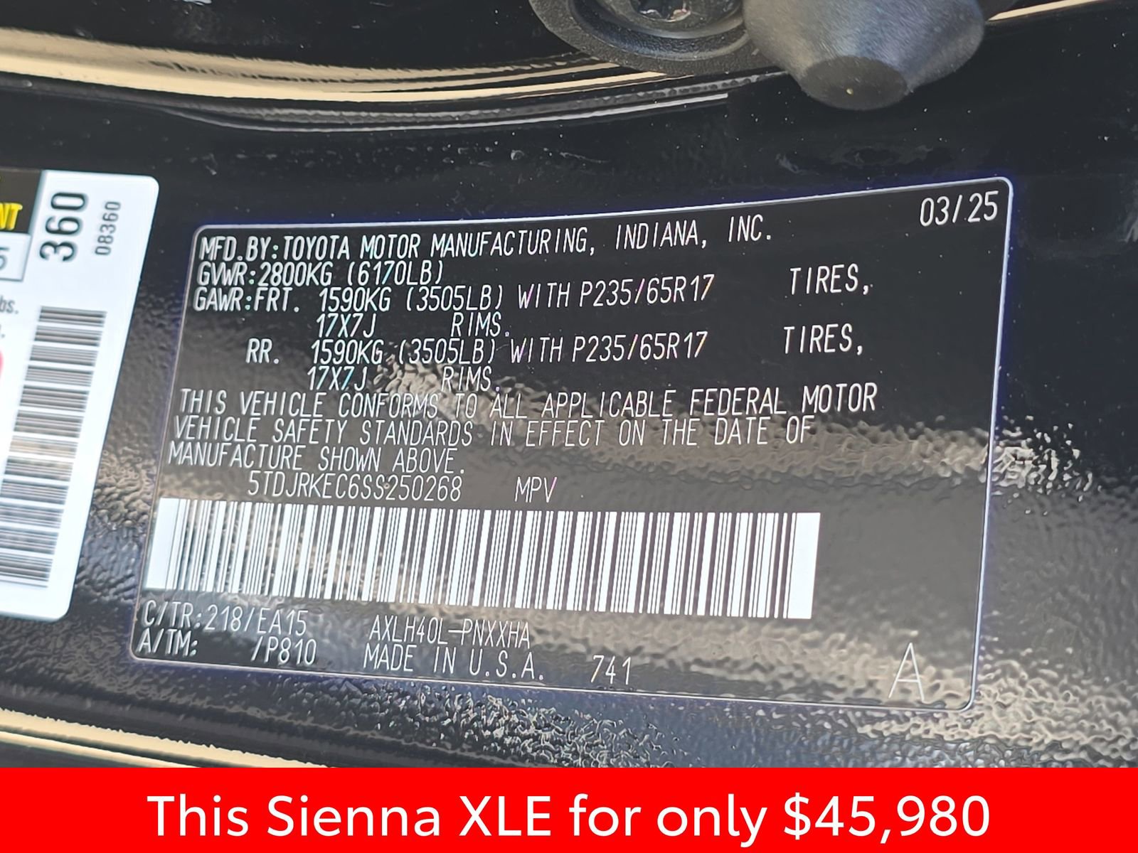 Used 2025 Toyota Sienna XLE w/ XLE Plus Package FWD image 44