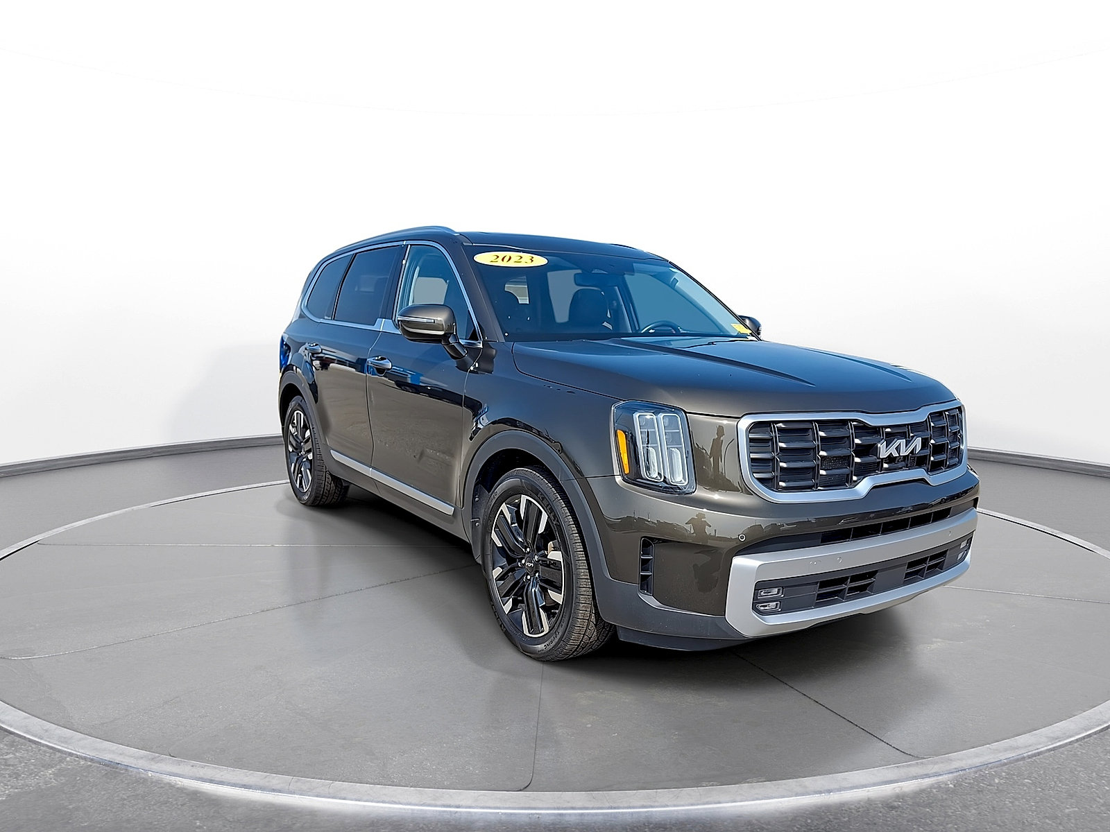 Used 2023 Kia Telluride SX AWD/4WD image 2