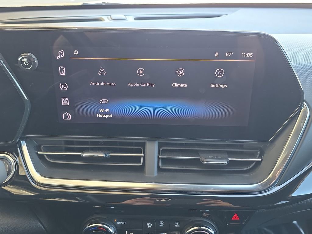 Used 2024 Chevrolet Trax RS w/ Driver Confidence Package image 14