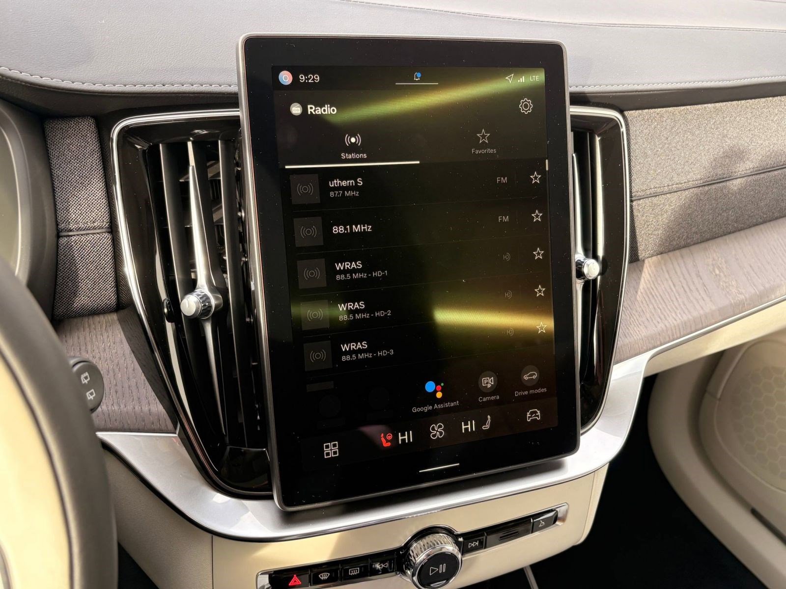 New 2026 Volvo XC90 T8 Ultra w/ Protection Package image 29