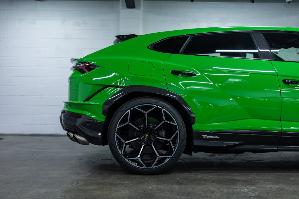 Used 2023 Lamborghini Urus Performante AWD/4WD image 14