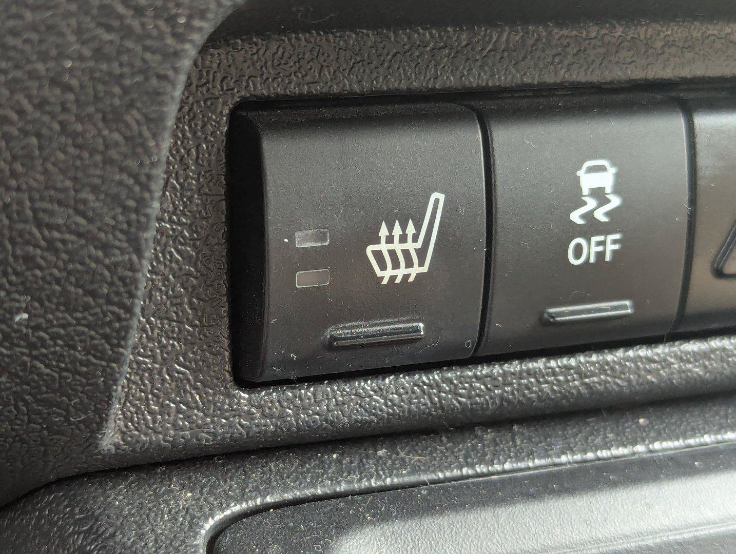 Used 2014 Jeep Patriot Latitude FWD image 19