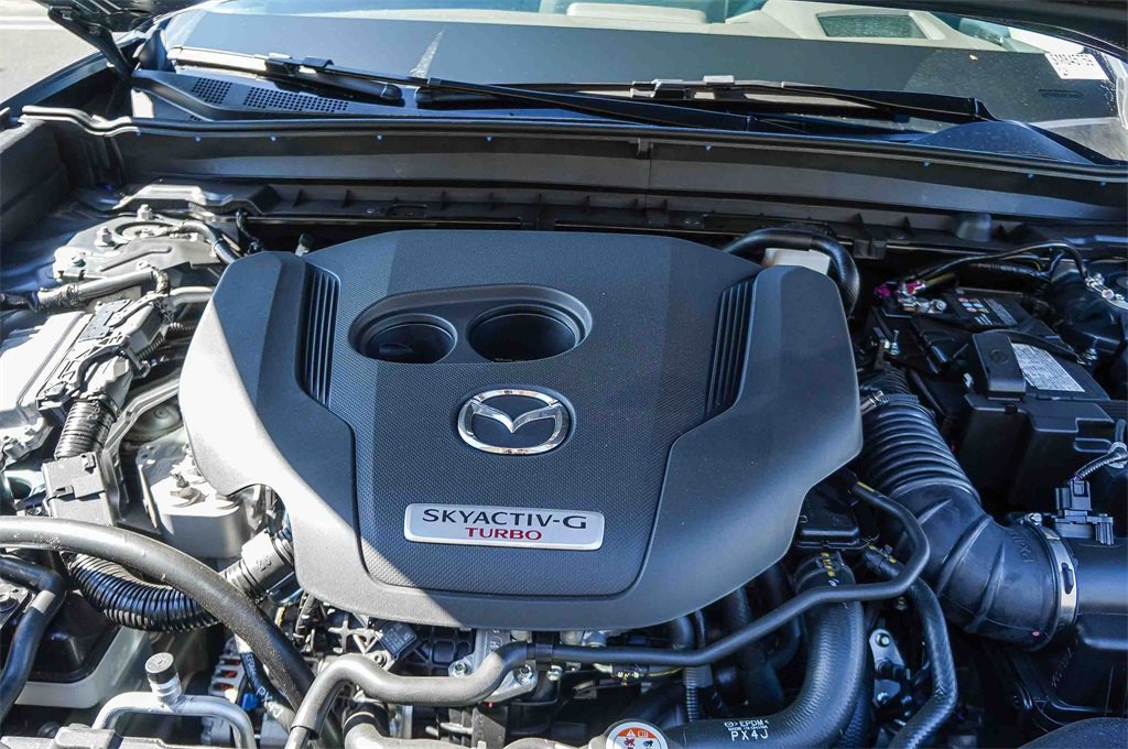 New 2025 MAZDA CX-30 2.5 Turbo w/ Premium Plus Pkg image 11