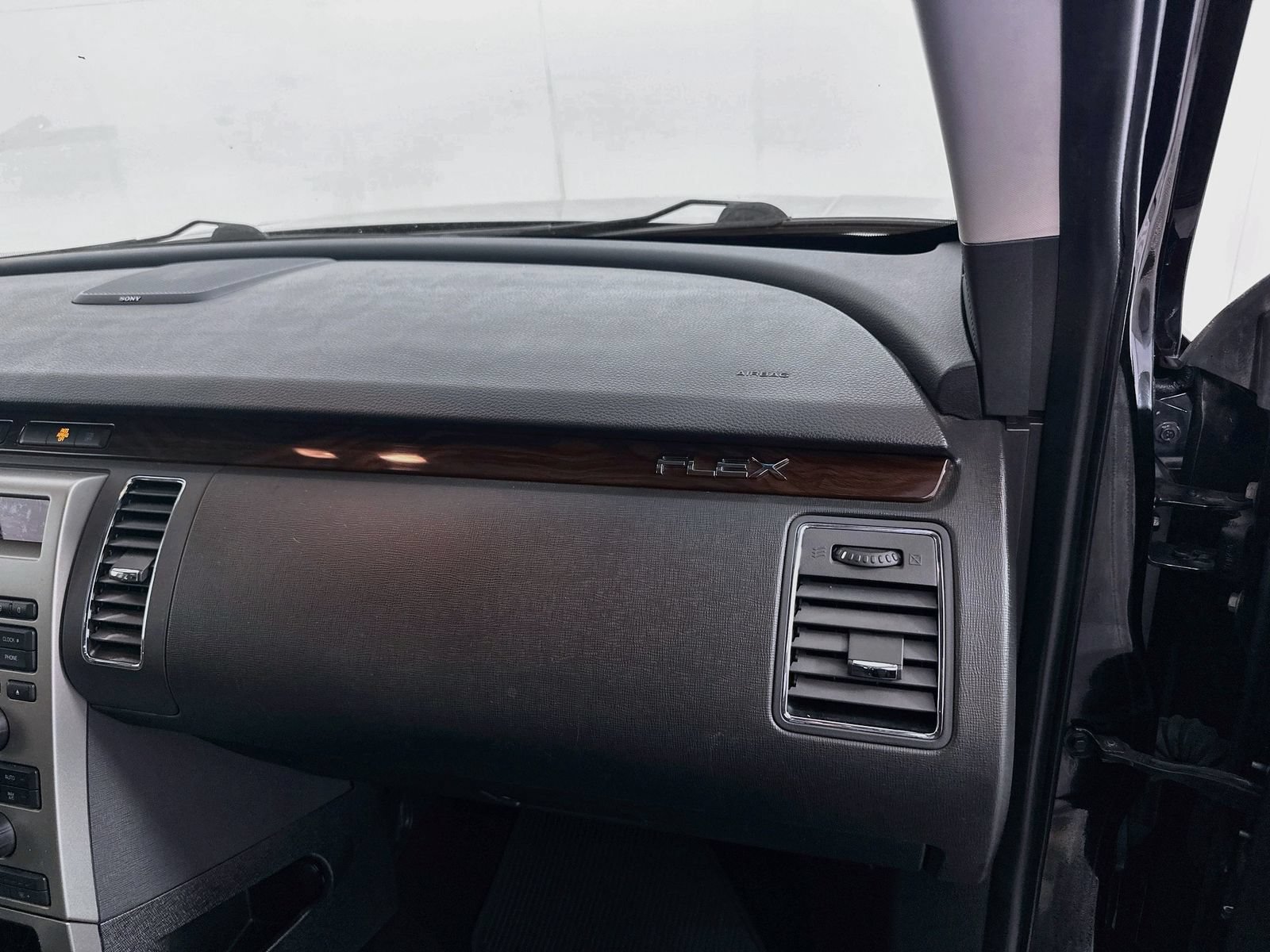 Used 2012 Ford Flex SEL w/ Equipment Group Order Code FWD image 28