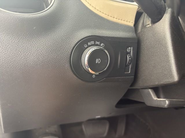 Used 2015 Chevrolet Camaro LT RWD image 12