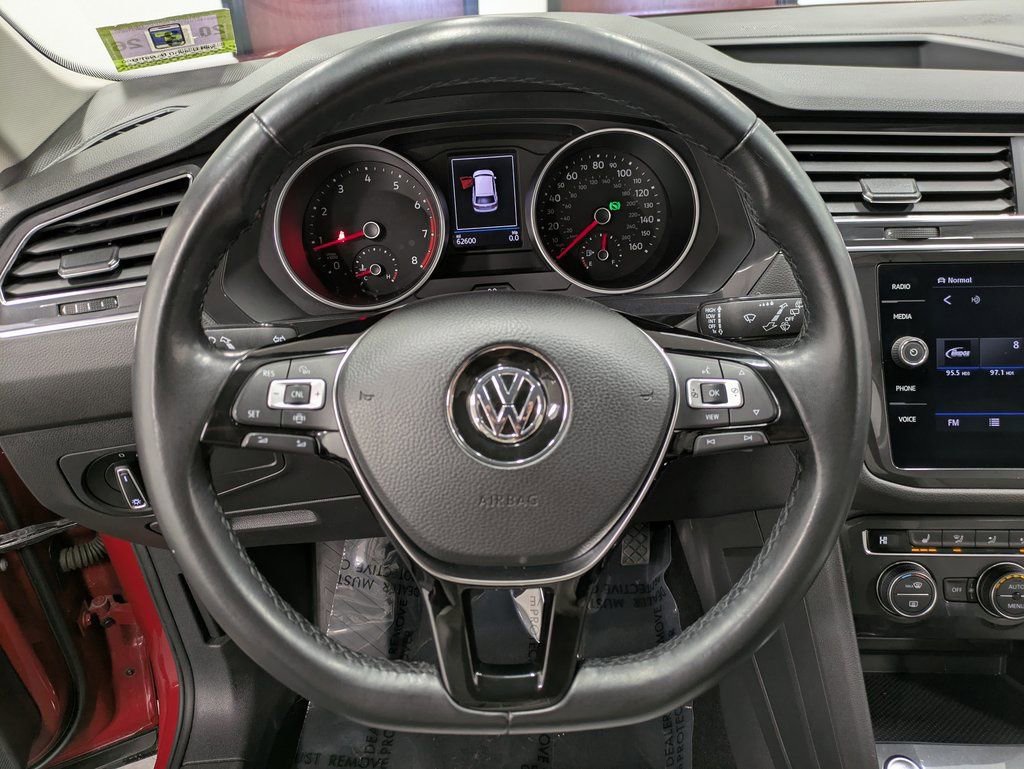 Used 2019 Volkswagen Tiguan SE image 21