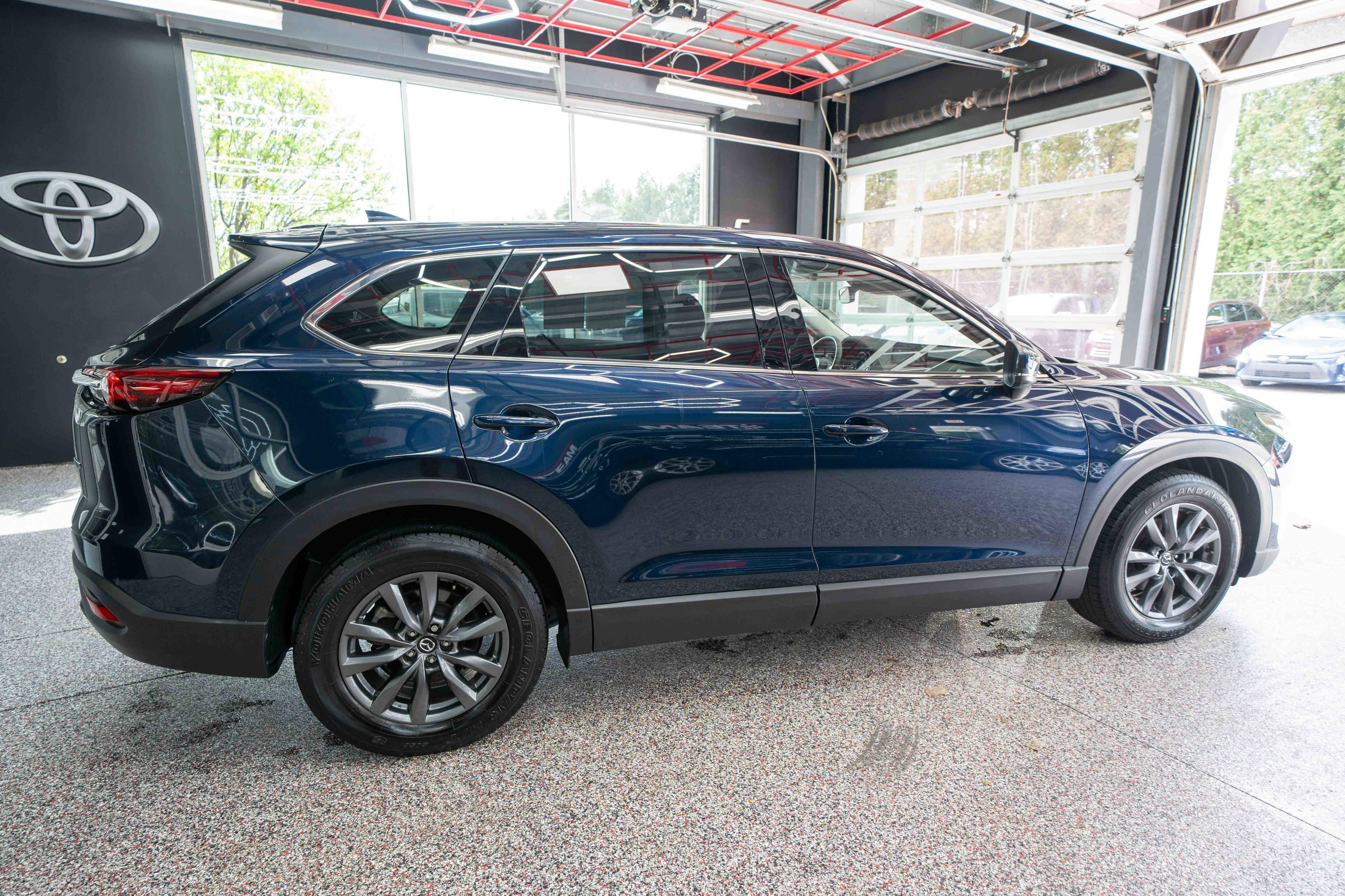 Used 2023 MAZDA CX-9 Touring image 4