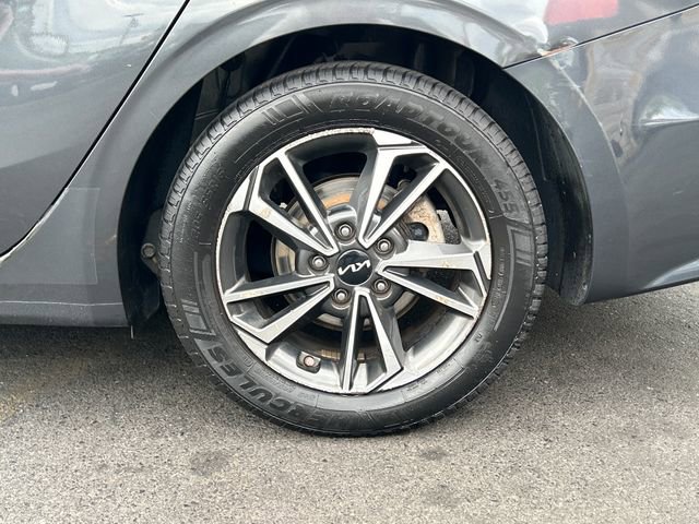 Used 2023 Kia Forte LXS w/ LXS Technology Package FWD image 26