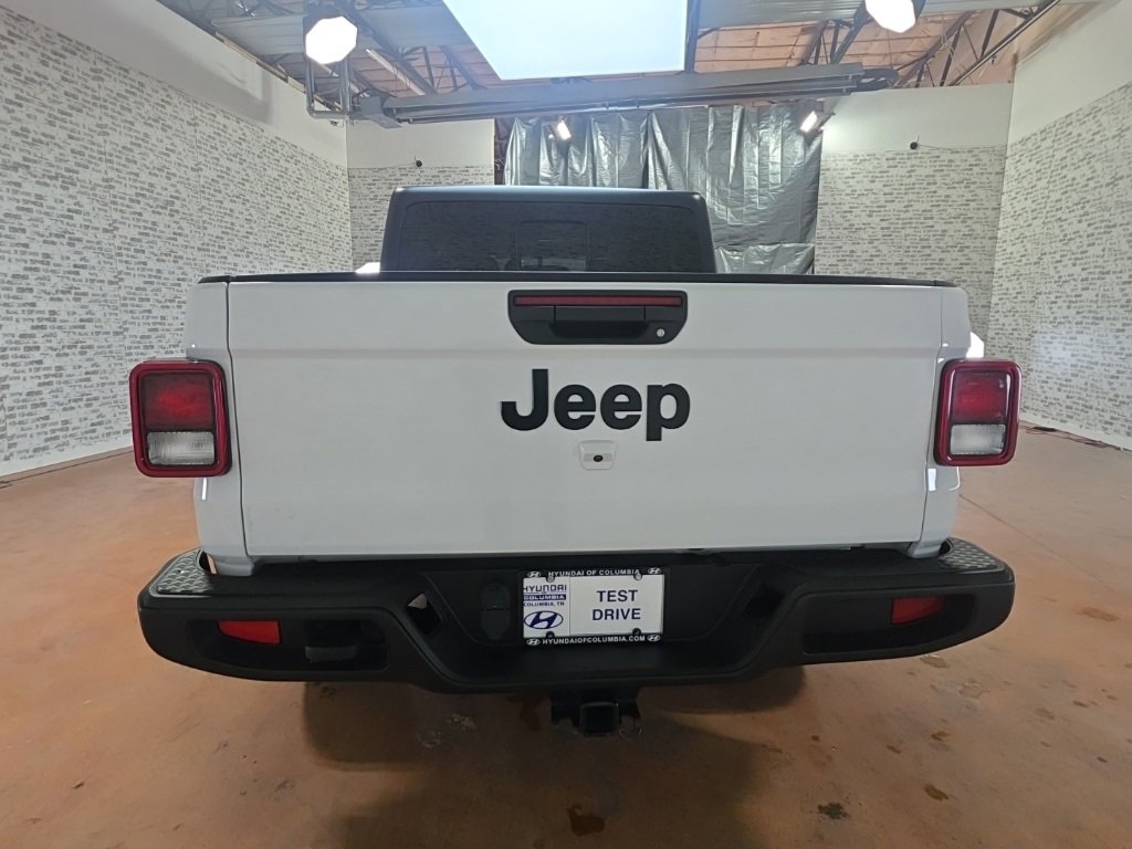 Used 2021 Jeep Gladiator Willys image 6