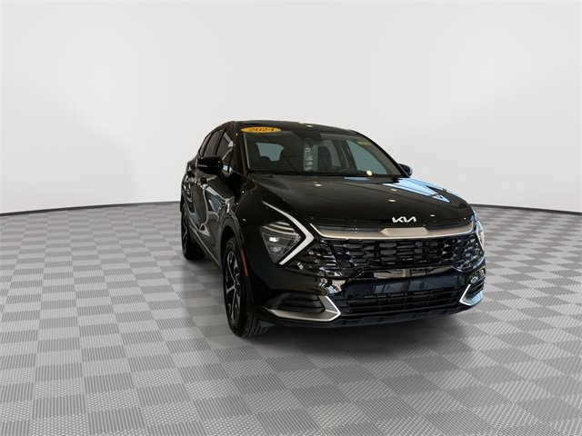 Used 2024 Kia Sportage EX image 3