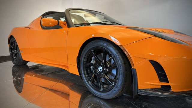 Used 2010 Tesla Roadster Sport image 17