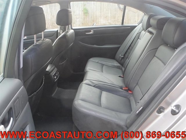 Used 2012 Hyundai Genesis 3.8 w/ Premium Pkg RWD image 10