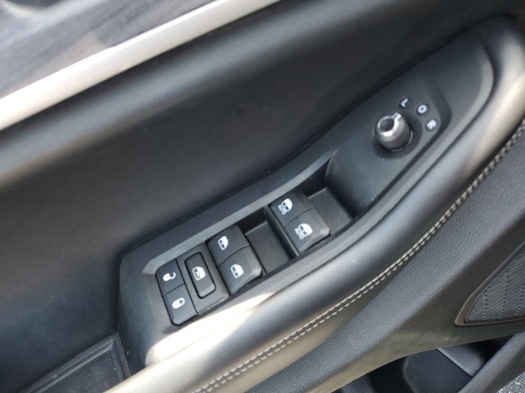 Used 2023 Jeep Grand Cherokee Limited AWD/4WD image 21