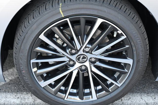 New 2025 Lexus ES 300h w/ Premium Package image 6