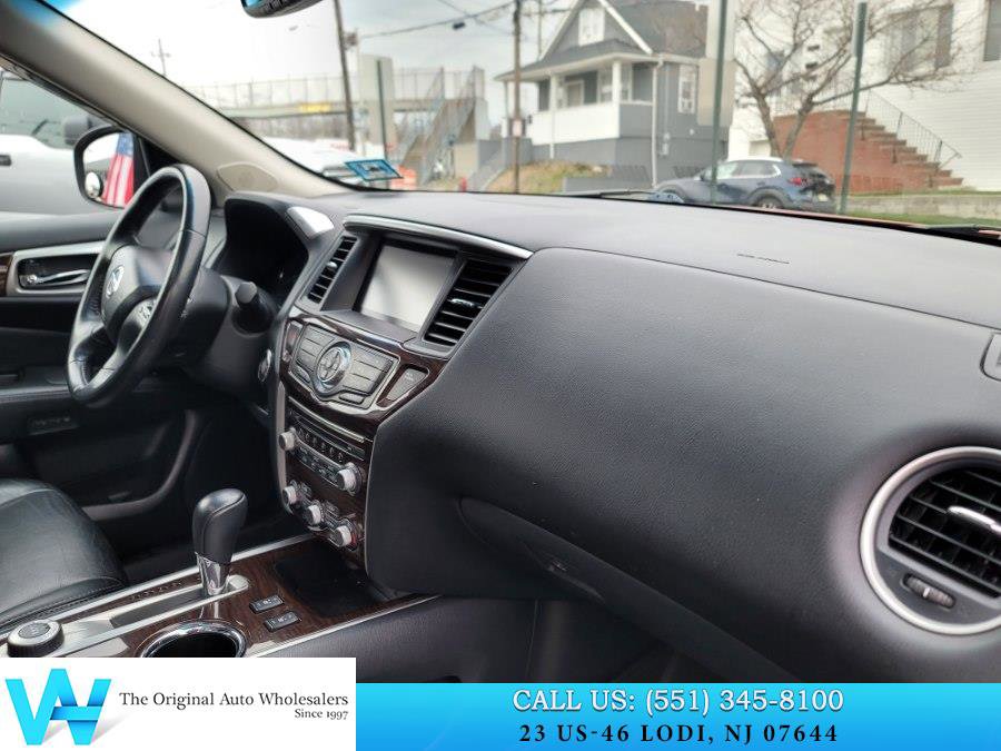 Used 2014 Nissan Pathfinder SL w/ SL Premium Package image 17