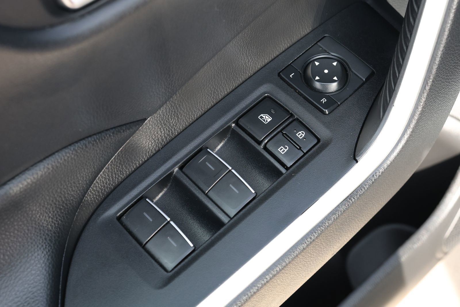 Used 2024 Toyota RAV4 XLE w/ Weather Package image 27