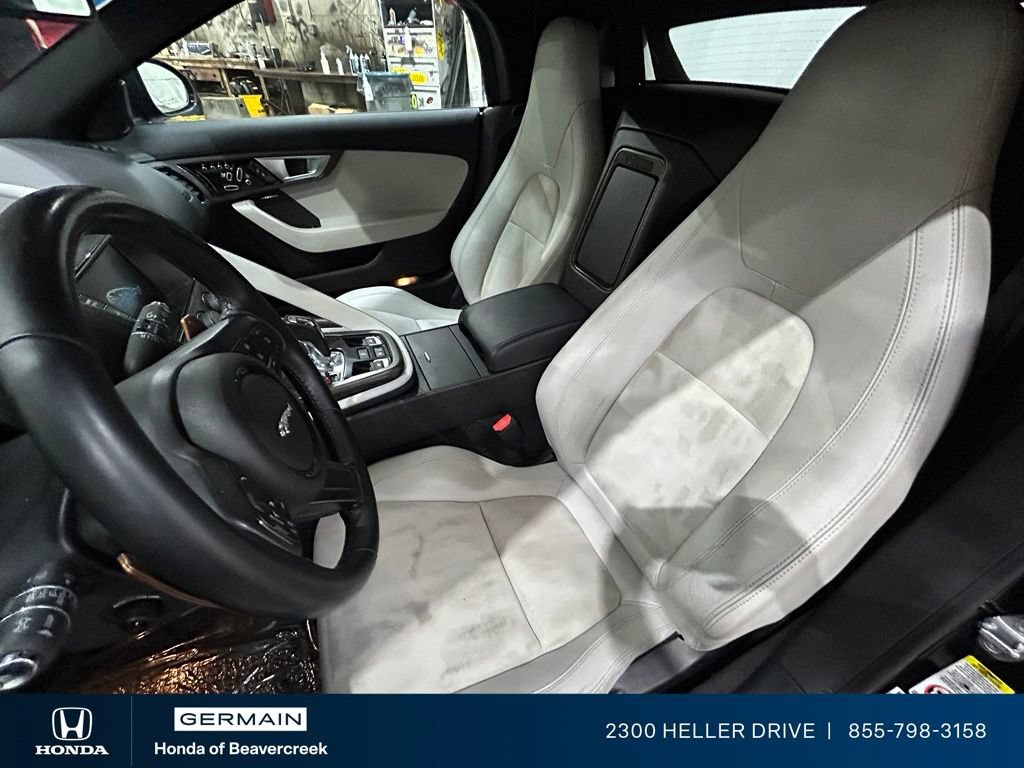 Used 2015 Jaguar F-TYPE S RWD image 28