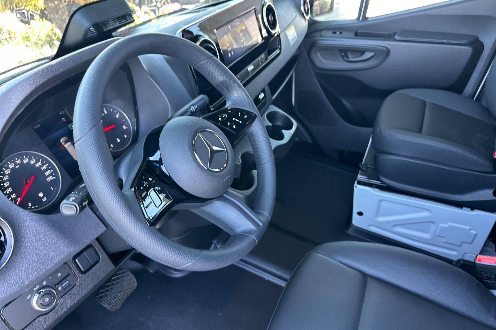 New 2026 Mercedes-Benz Sprinter 2500 image 10