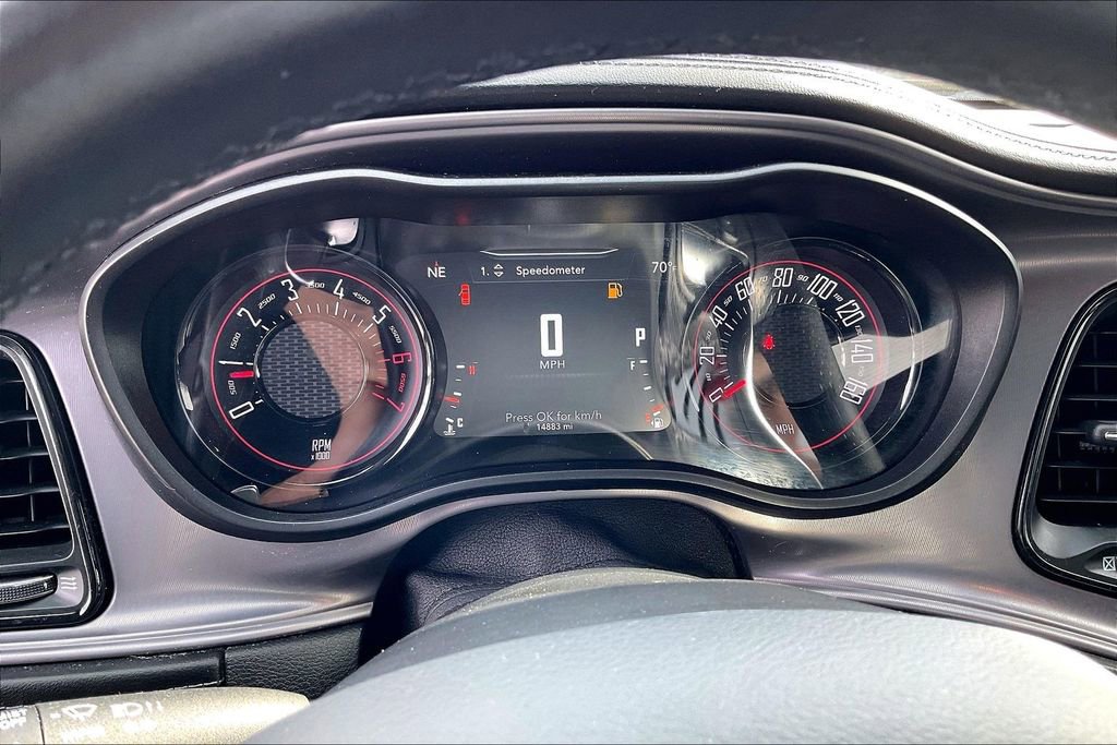 Used 2023 Dodge Challenger R/T w/ Plus Package image 29