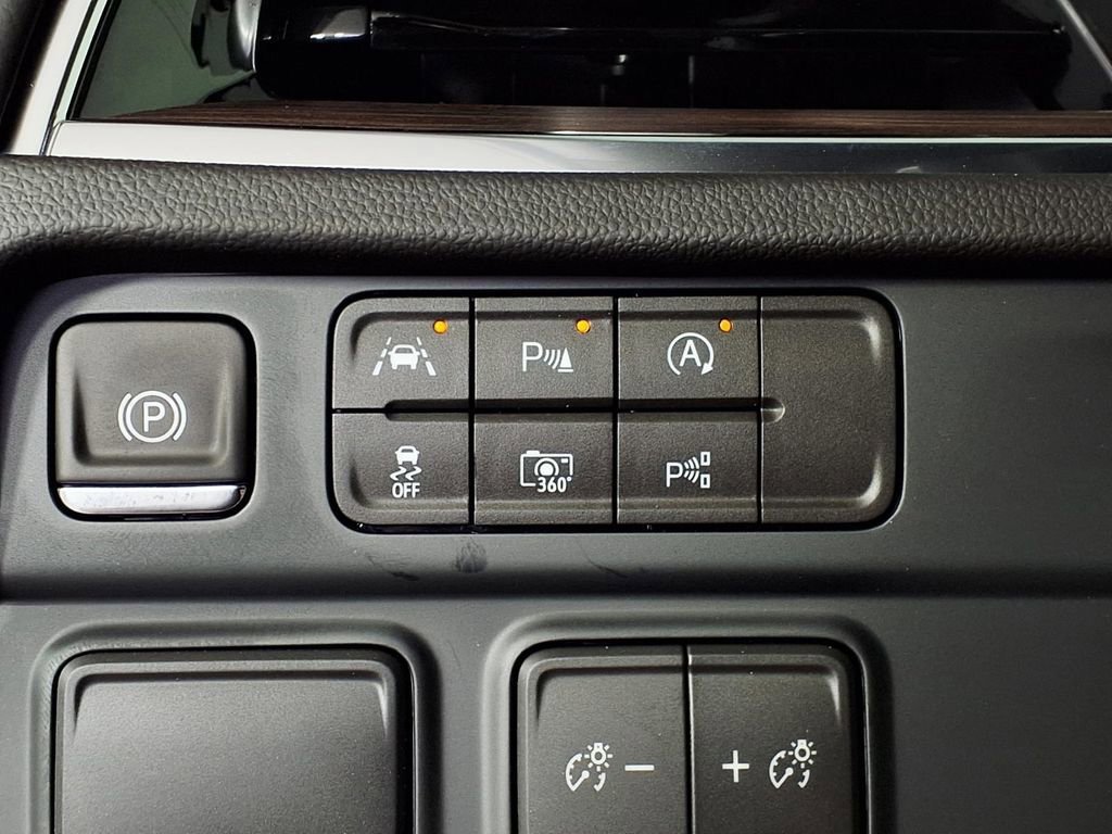 New 2026 Chevrolet Tahoe LT w/ Comfort Package RWD image 17