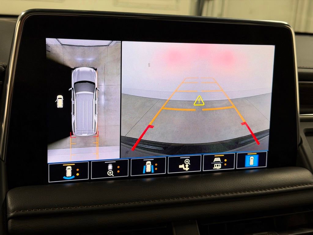 Used 2021 Chevrolet Tahoe High Country w/ Premium Package image 9