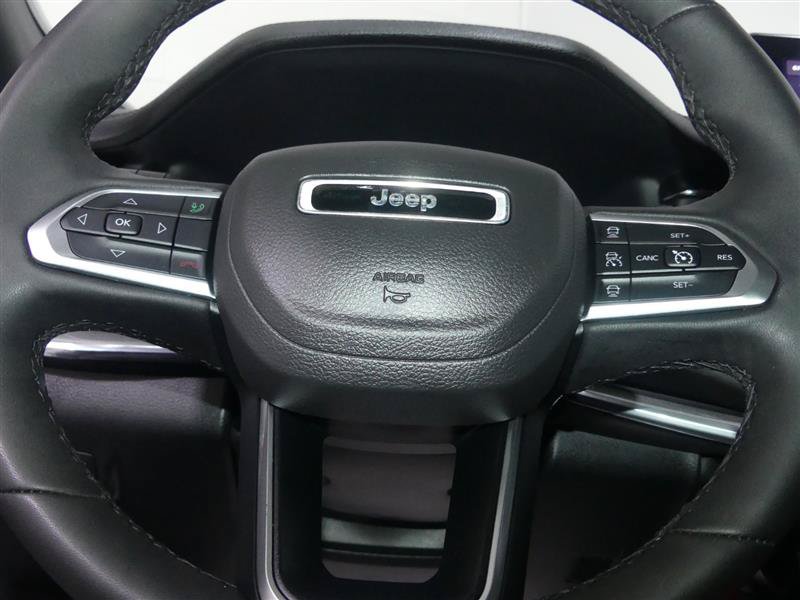 Used 2023 Jeep Compass Limited AWD/4WD image 31