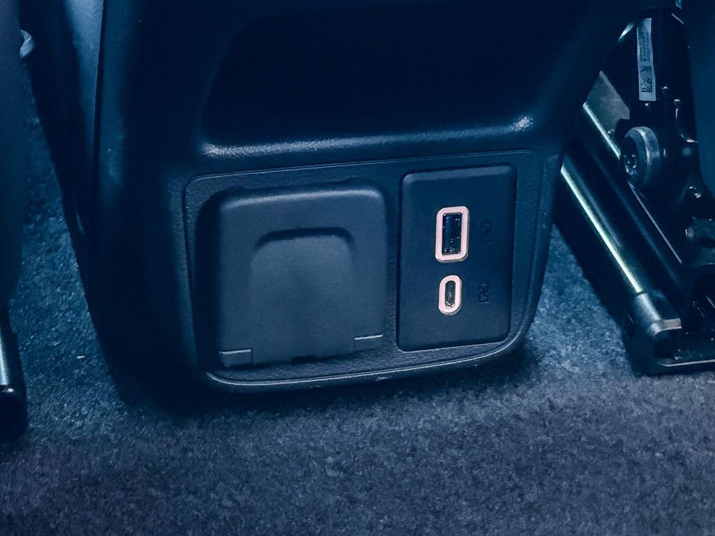 Certified 2023 Chevrolet TrailBlazer RS w/ Convenience Package image 23