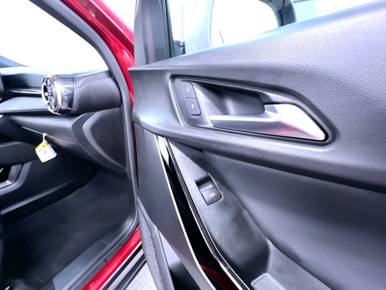 Used 2025 Chevrolet Equinox LT w/ Convenience Package II FWD image 36