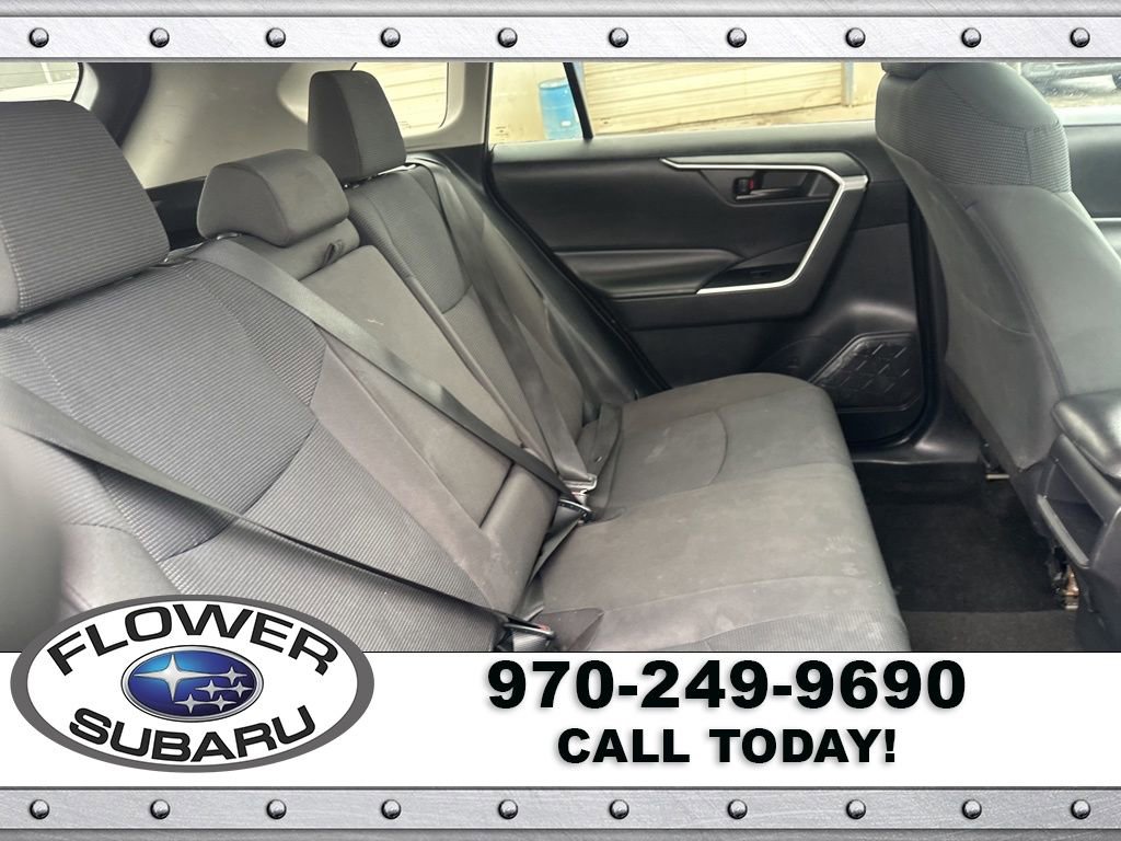 Used 2019 Toyota RAV4 LE image 16