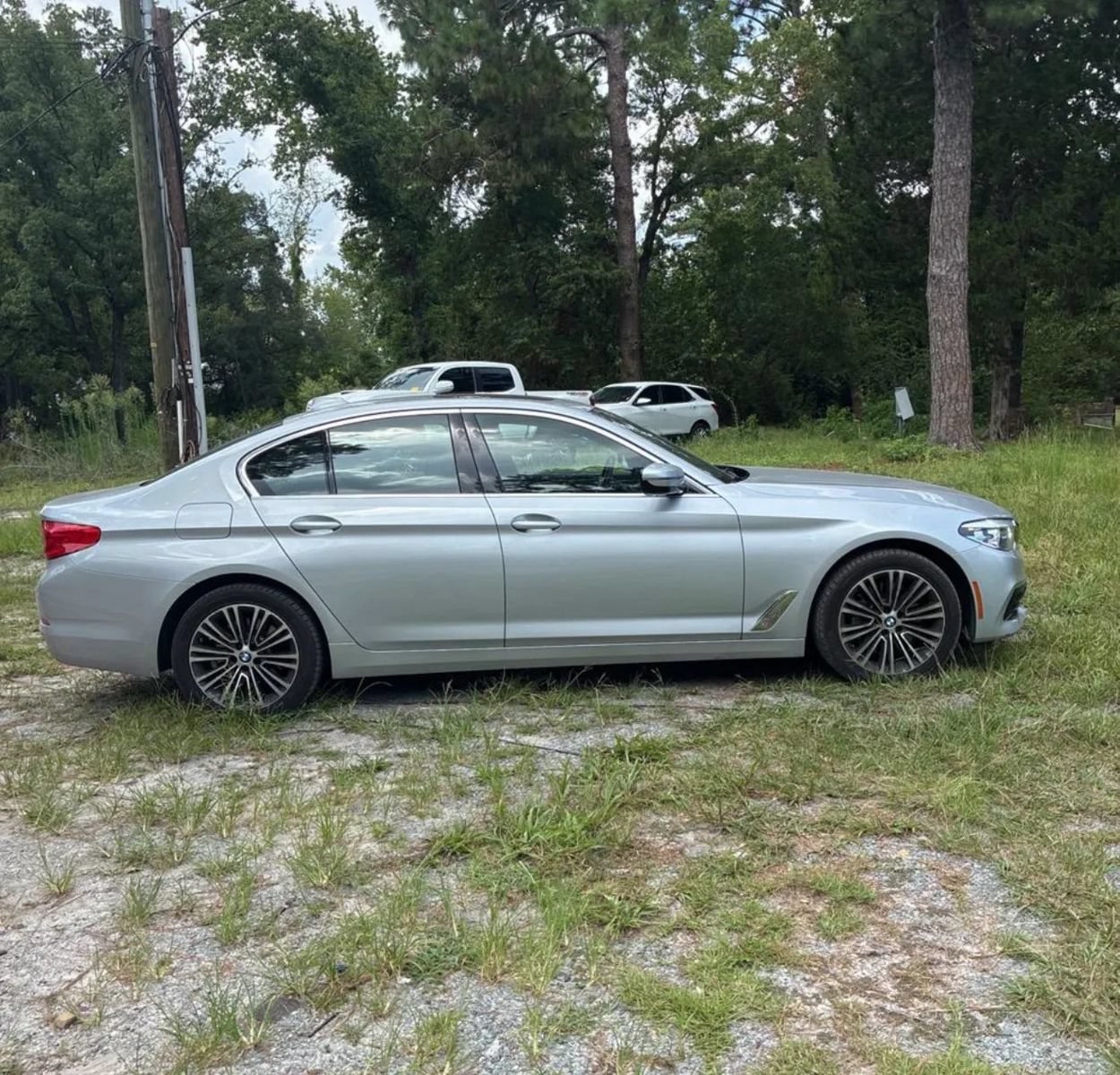 Used 2019 BMW 530i xDrive w/ Convenience Package AWD/4WD image 5