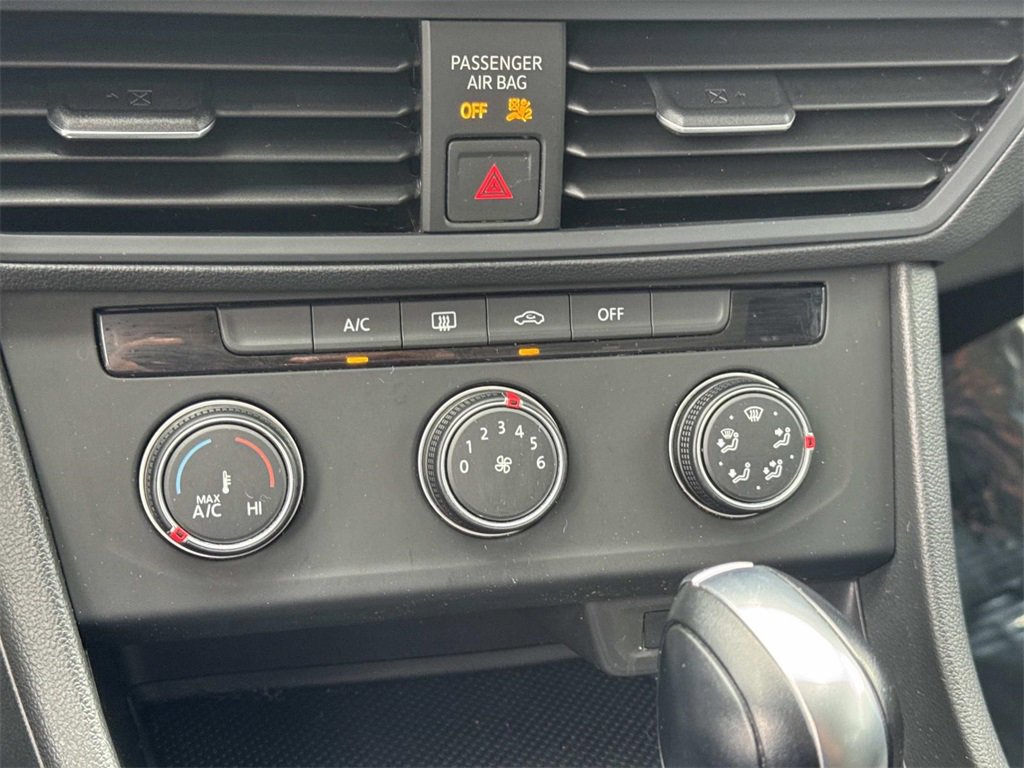 Used 2021 Volkswagen Jetta S w/ Driver Assistance Package image 27