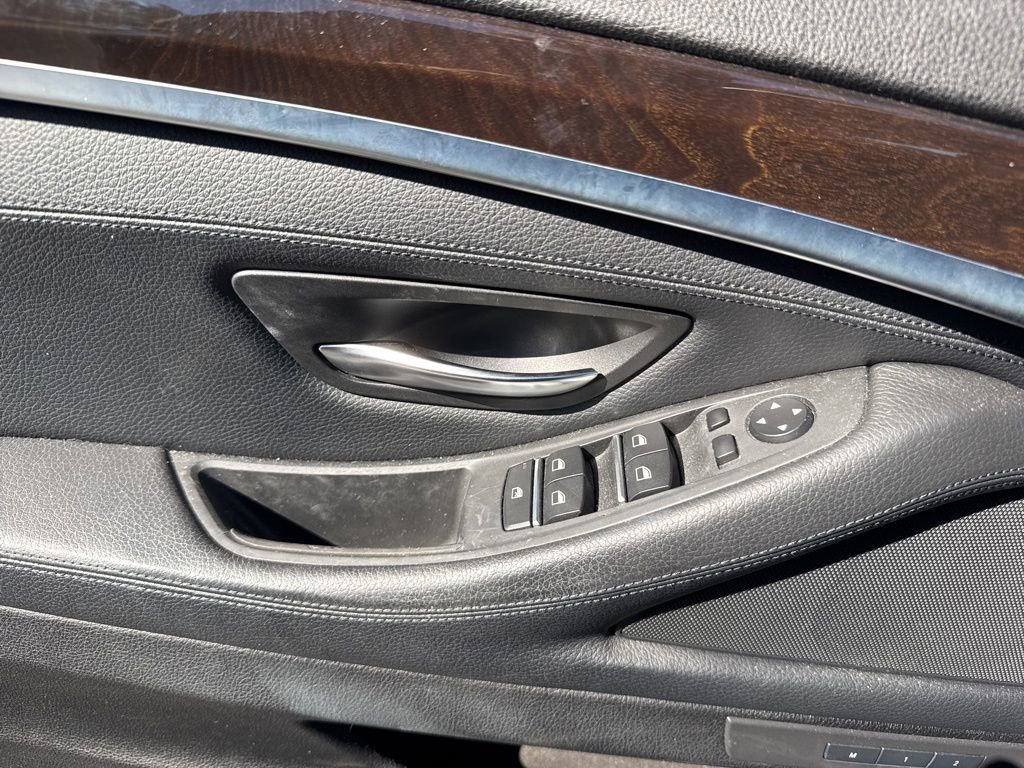 Used 2013 BMW 528i xDrive Sedan image 25